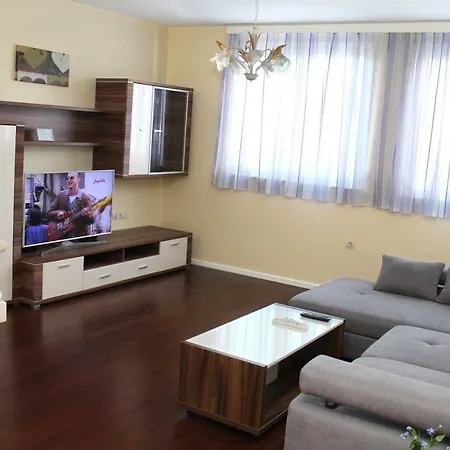 Mel Ii Apartman *